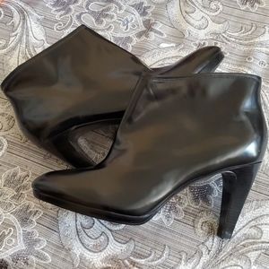 COLE HAAN NIKEAIR ANKLE BOOTS 11